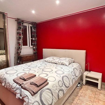 Chez Sabrina Appartement Maison Individuelle Calme Et Plage Nizza Kültér fotó