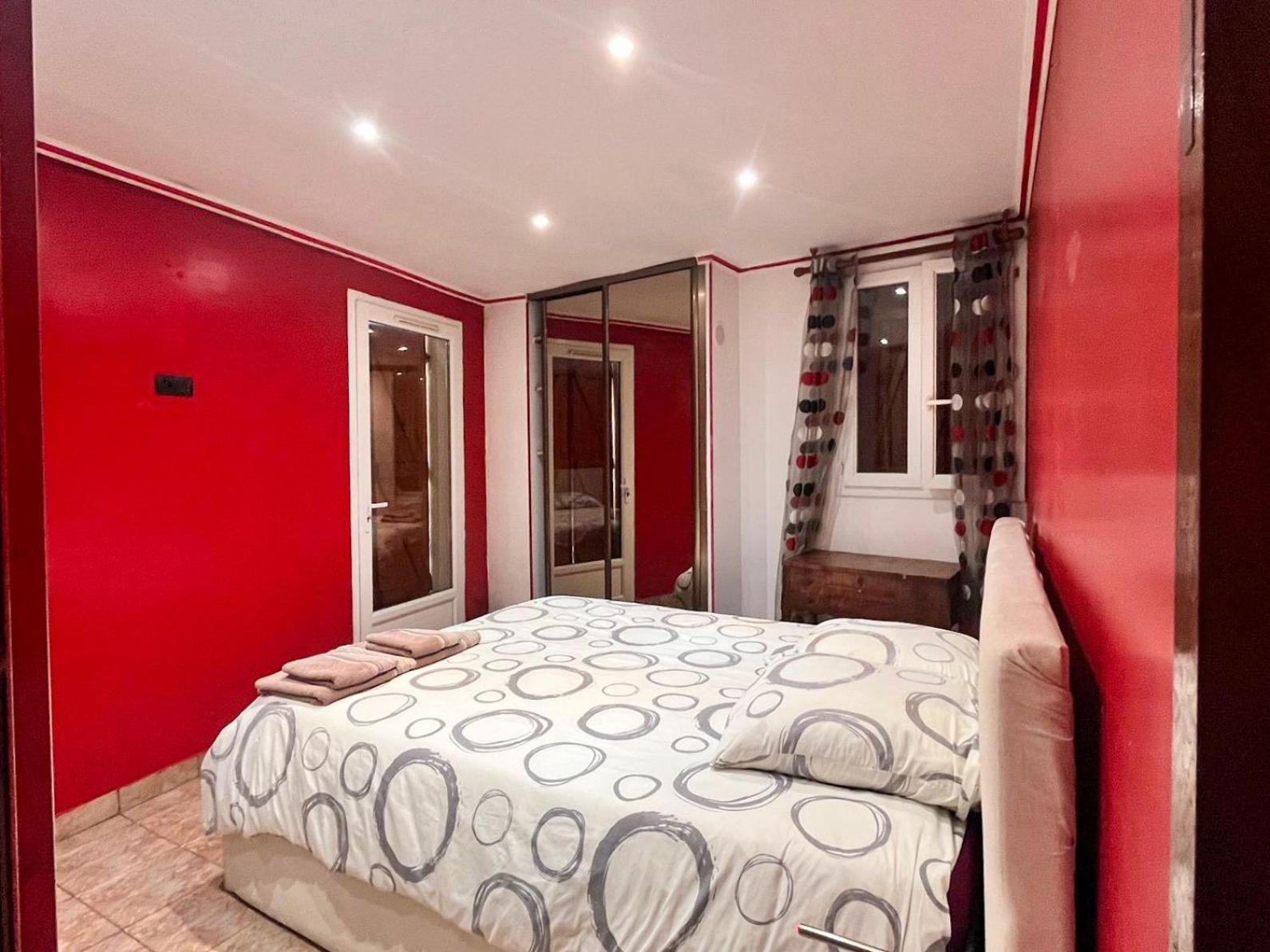 Chez Sabrina Appartement Maison Individuelle Calme Et Plage Nizza Kültér fotó