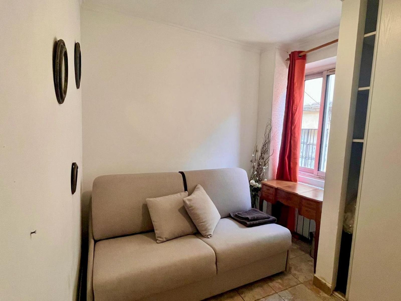 Chez Sabrina Appartement Maison Individuelle Calme Et Plage Nizza Kültér fotó